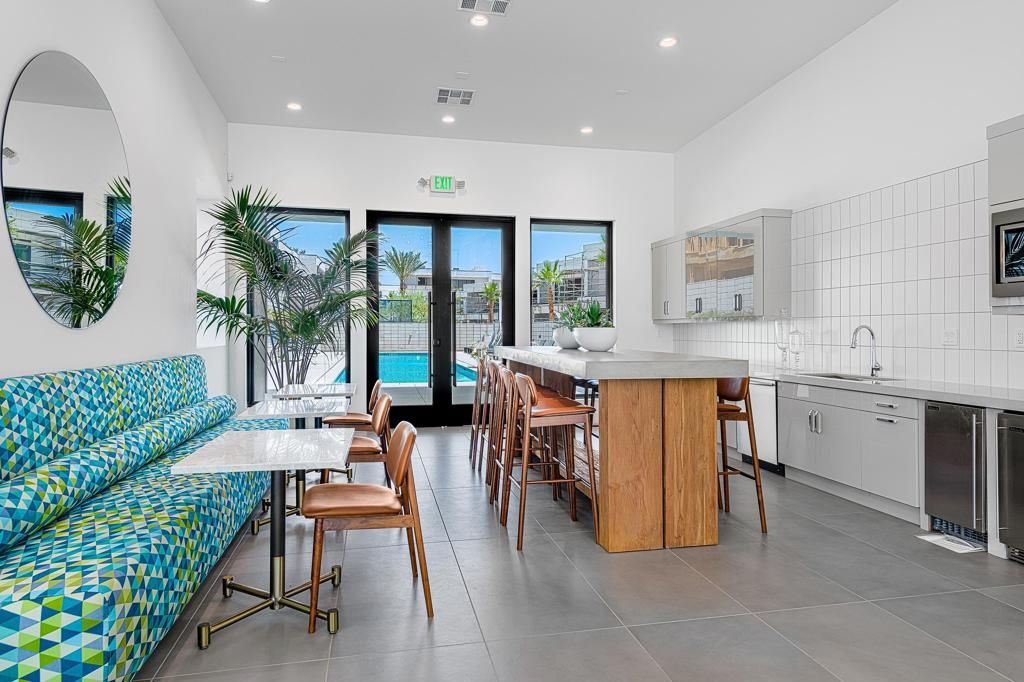 Image 59 of property listing at 294 Mayfair Way, Palm Springs, CA 92264