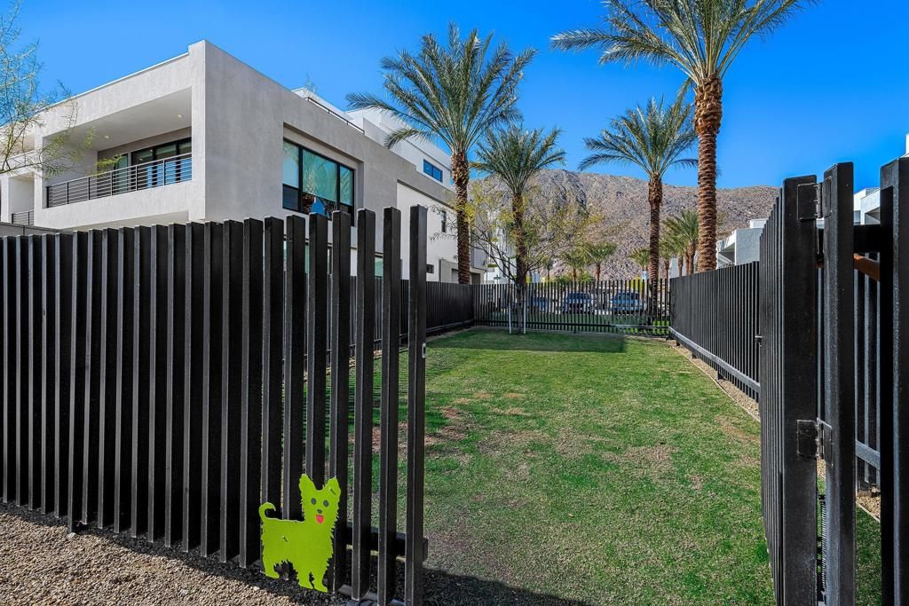 Image 60 of property listing at 294 Mayfair Way, Palm Springs, CA 92264