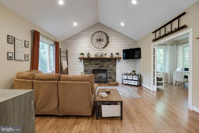 3480 SOUTHAMPTON DR, Jeffersonton, VA 22724