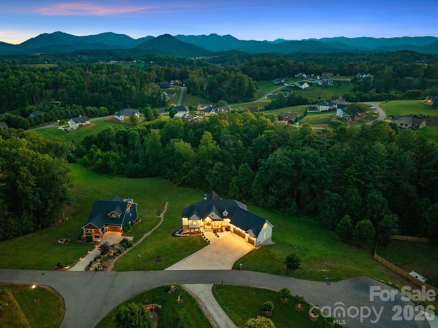 7 Temujin Drive, Leicester, NC 28748