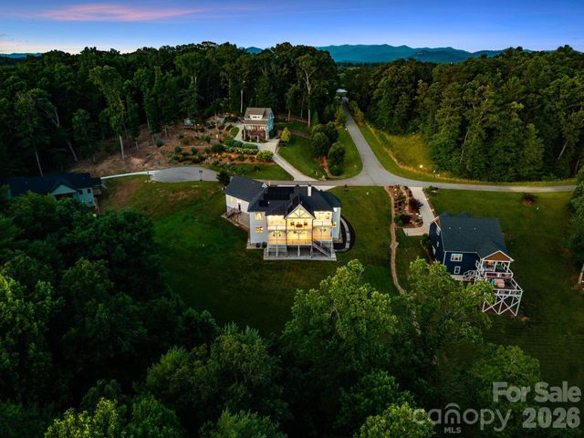 7 Temujin Drive, Leicester, NC 28748