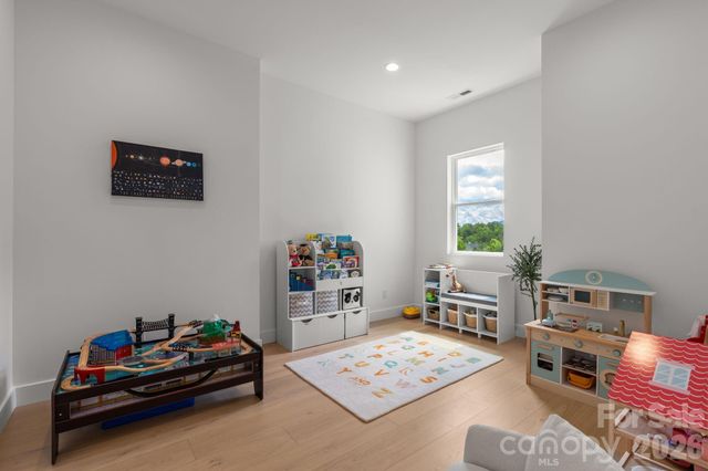 7 Temujin Drive, Leicester, NC 28748