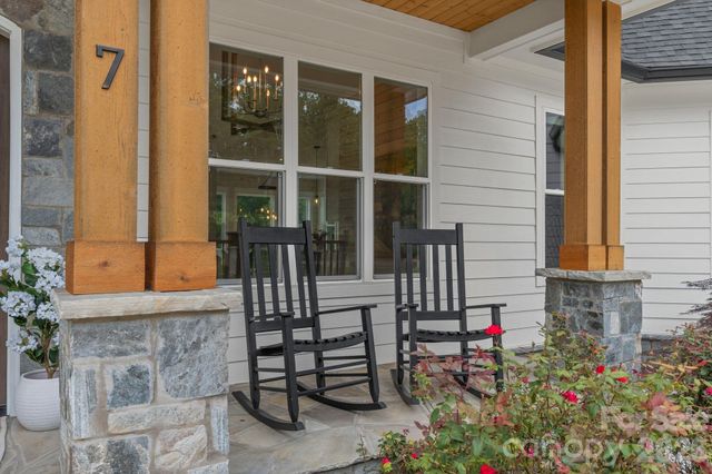 7 Temujin Drive, Leicester, NC 28748