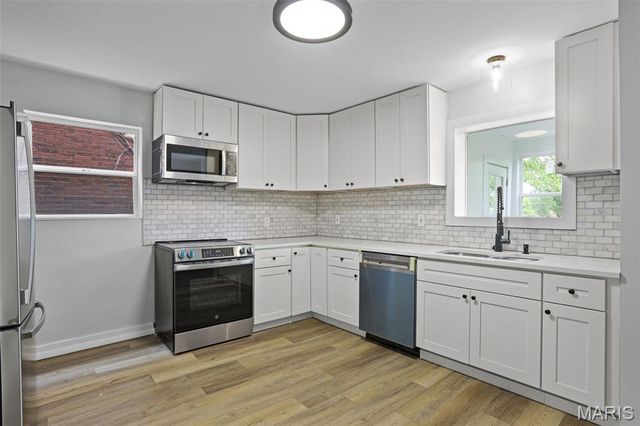 4550 Enright Avenue, St Louis, MO 63108