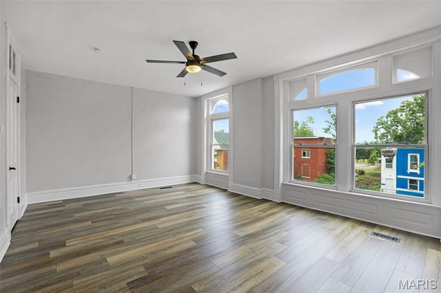 4550 Enright Avenue, St Louis, MO 63108