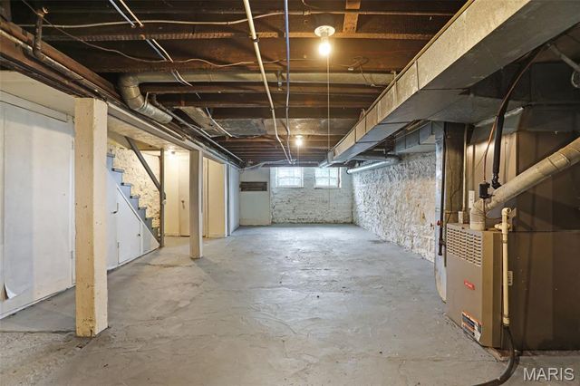 4550 Enright Avenue, St Louis, MO 63108