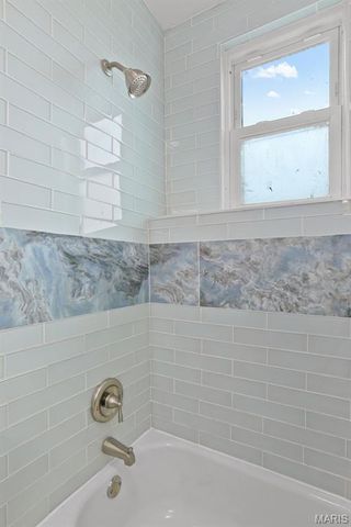 4550 Enright Avenue, St Louis, MO 63108