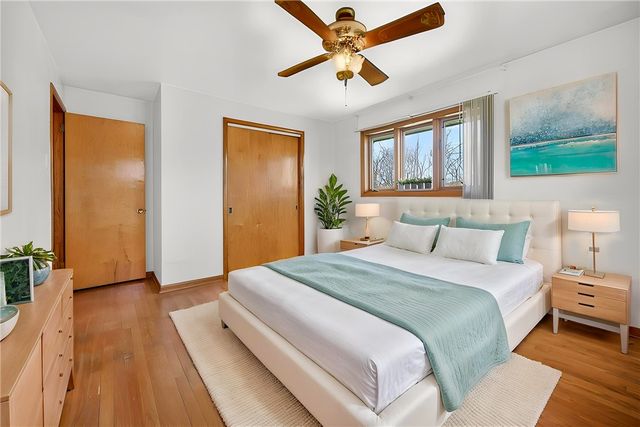 105 Clearview Dr, Economy, PA 15005