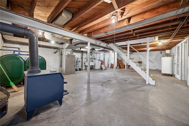 105 Clearview Dr, Economy, PA 15005