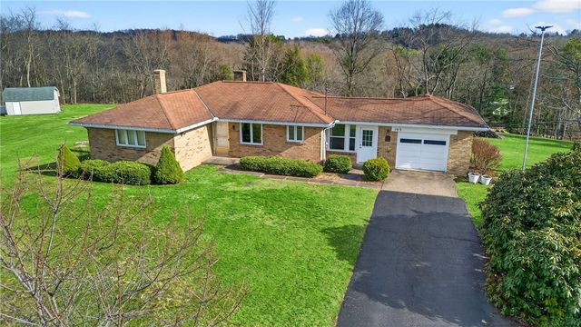 105 Clearview Dr, Economy, PA 15005