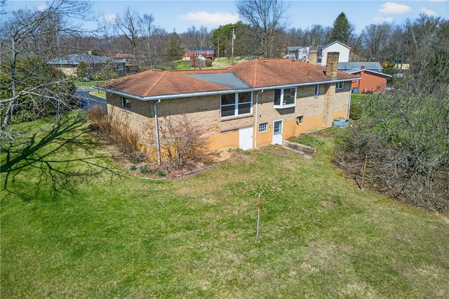 105 Clearview Dr, Economy, PA 15005