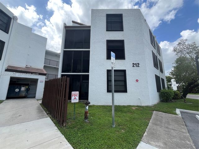 212 Lake Pointe Dr 209, Oakland Park, FL 33309