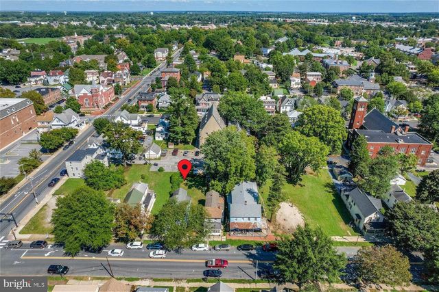15 S GOVERNORS AVE, Dover, DE 19904