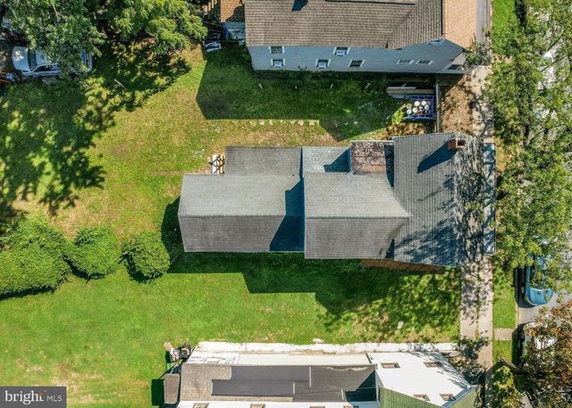 15 S GOVERNORS AVE, Dover, DE 19904