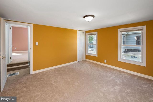 15 S GOVERNORS AVE, Dover, DE 19904