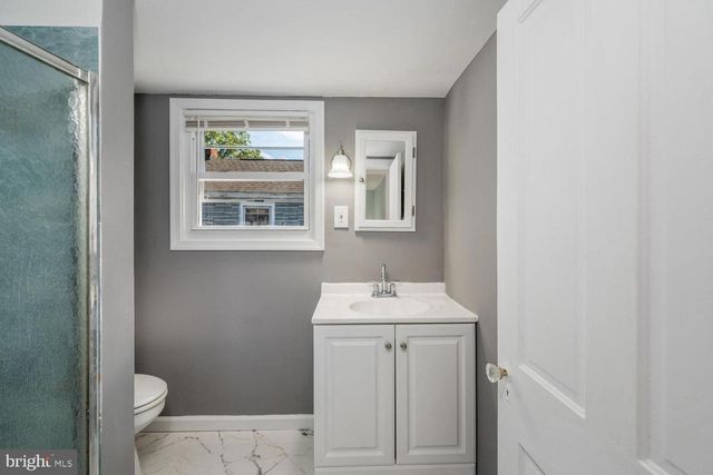 15 S GOVERNORS AVE, Dover, DE 19904