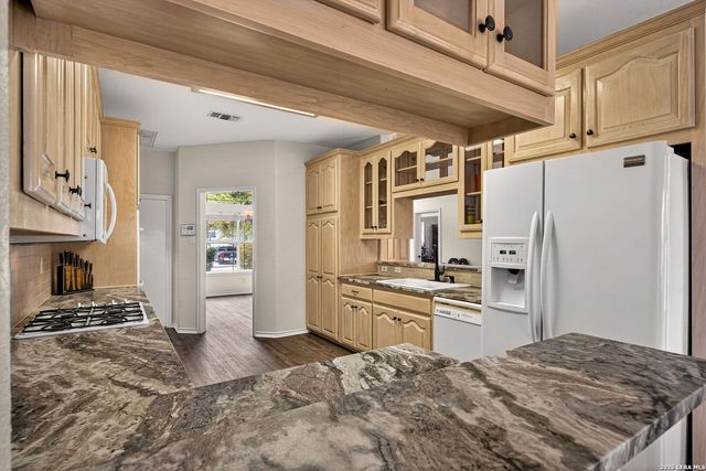 1242 Loma Verde, New Braunfels, TX 78130