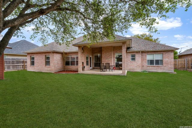 1242 Loma Verde, New Braunfels, TX 78130