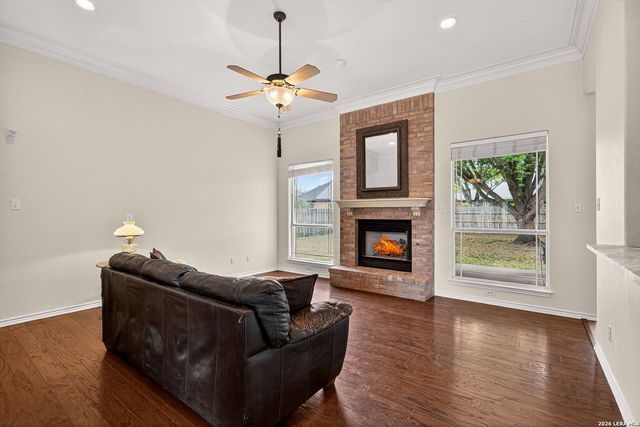 1242 Loma Verde, New Braunfels, TX 78130