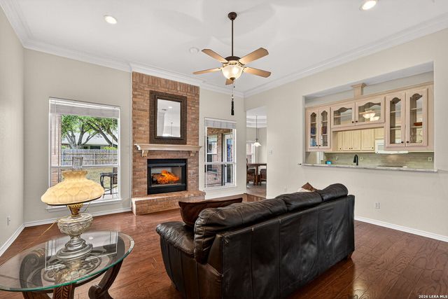 1242 Loma Verde, New Braunfels, TX 78130