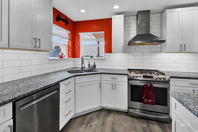 8089 S S Diego Way, Boise, ID 83709