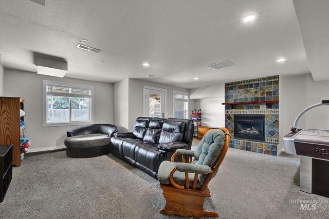 8089 S S Diego Way, Boise, ID 83709