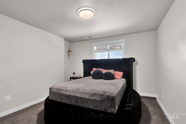 8089 S S Diego Way, Boise, ID 83709
