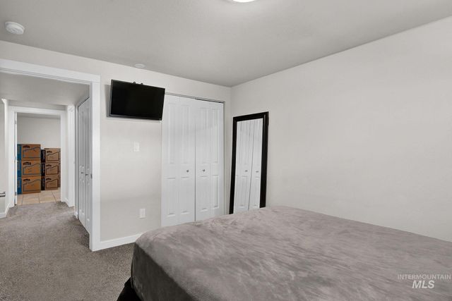 8089 S S Diego Way, Boise, ID 83709