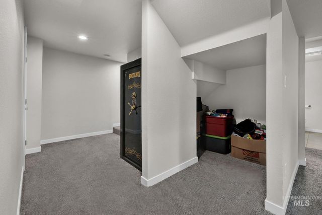 8089 S S Diego Way, Boise, ID 83709