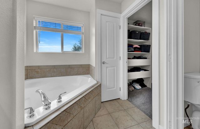 8089 S S Diego Way, Boise, ID 83709