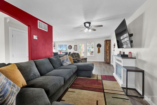 8089 S S Diego Way, Boise, ID 83709
