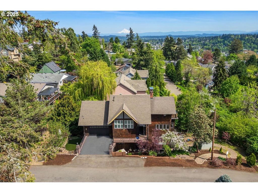 4405 GRANT St, West Linn, OR 97068
