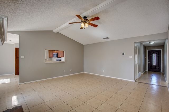 420 Revolution Lane, Arlington, TX 76002