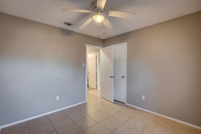 420 Revolution Lane, Arlington, TX 76002