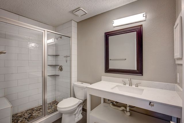 420 Revolution Lane, Arlington, TX 76002