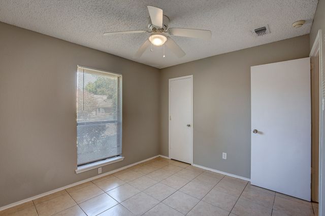 420 Revolution Lane, Arlington, TX 76002