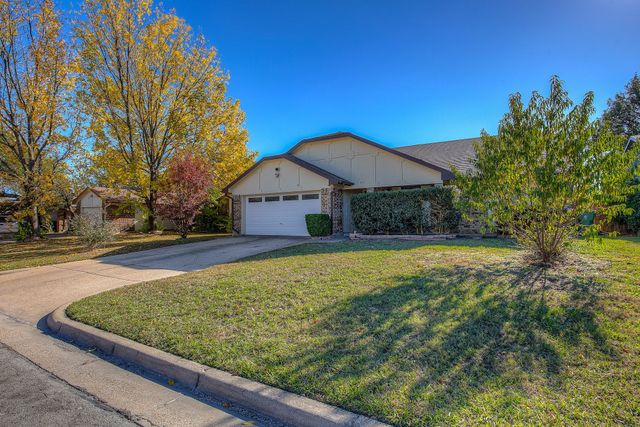 420 Revolution Lane, Arlington, TX 76002