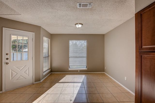 420 Revolution Lane, Arlington, TX 76002