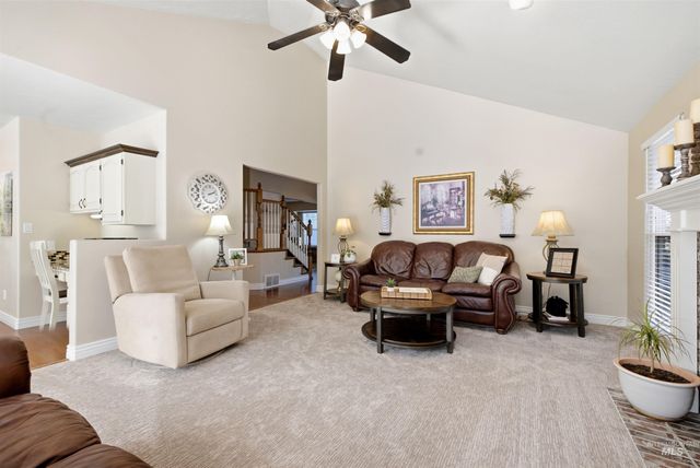 2028 Candleridge Dr, Twin Falls, ID 83301