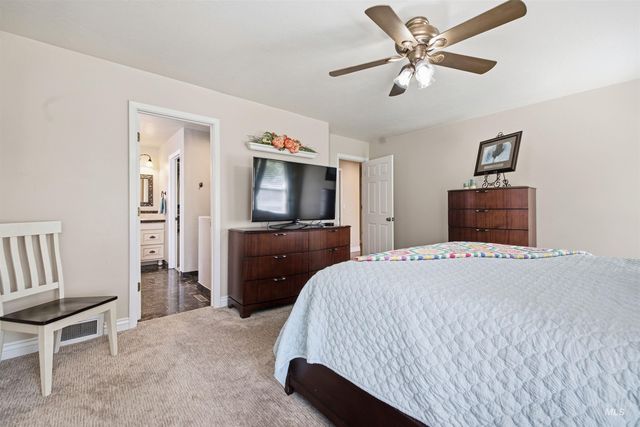 2028 Candleridge Dr, Twin Falls, ID 83301