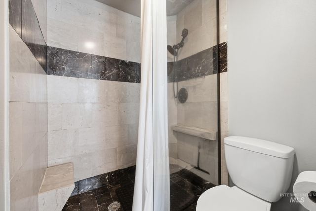2028 Candleridge Dr, Twin Falls, ID 83301