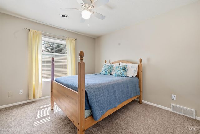 2028 Candleridge Dr, Twin Falls, ID 83301