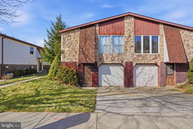 10232 RUBIN LN, Philadelphia, PA 19116