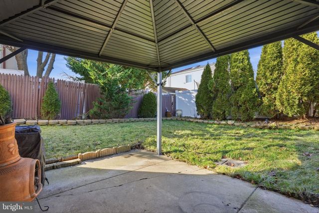 10232 RUBIN LN, Philadelphia, PA 19116