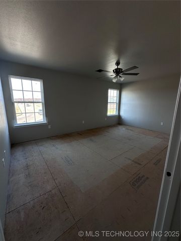 3324 Little John, Durant, OK 74701