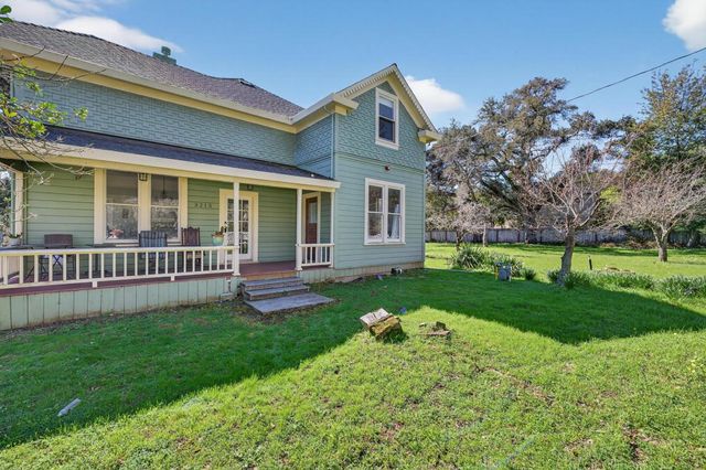 3215 Woodside Road, Woodside, CA 94062