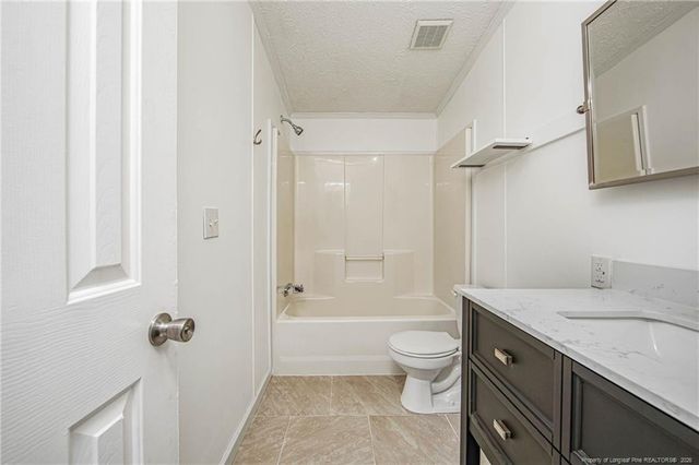 784 Precision Court, Hope Mills, NC 28348