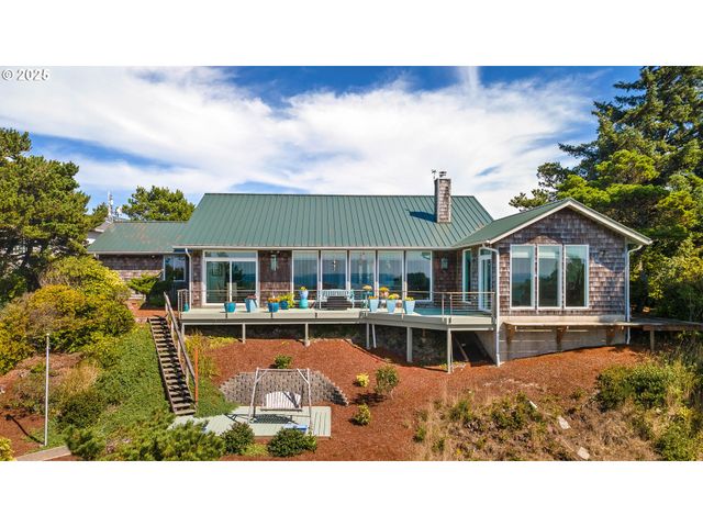 53 SHORELINE Dr, Florence, OR 97439