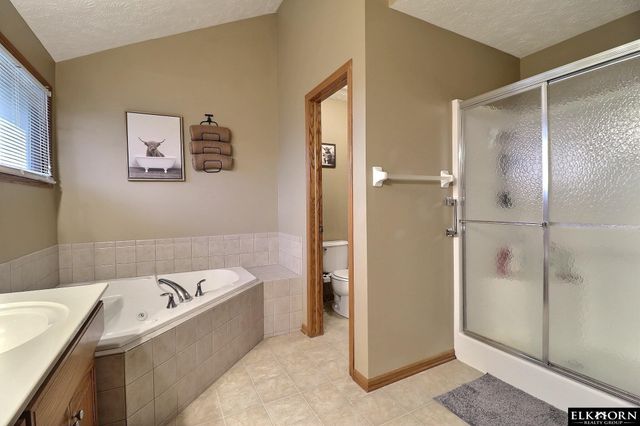 17311 Franklin Drive, Omaha, NE 68118