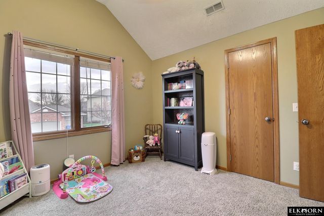 17311 Franklin Drive, Omaha, NE 68118